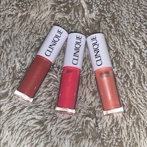 1 Clinique Pop Splash Lip Gloss + hydration